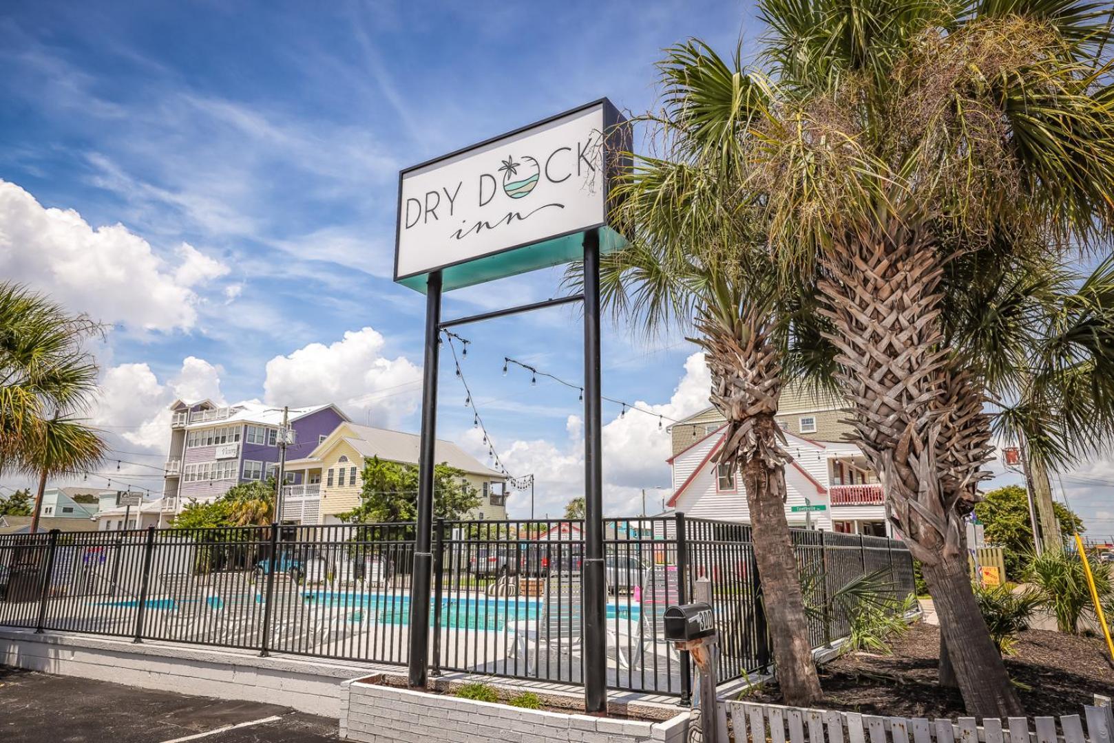 Dry Dock Inn Carolina Beach Exterior photo